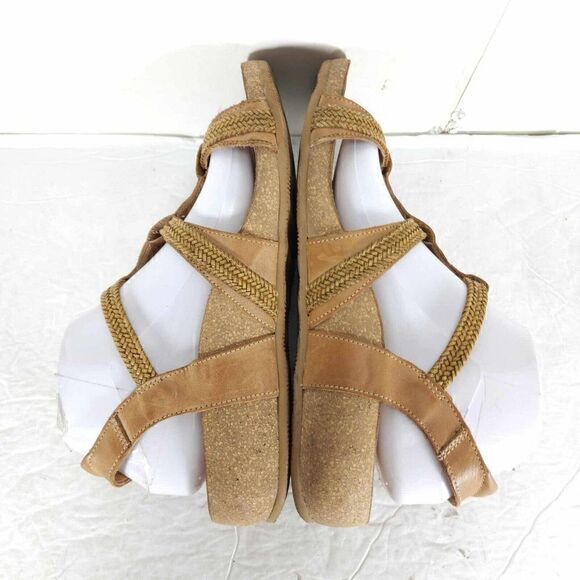 Taos Women’s Eleanor US9-9,5 Camel Leather Banded Wedge Strappy Sandals - Picture 10 of 13